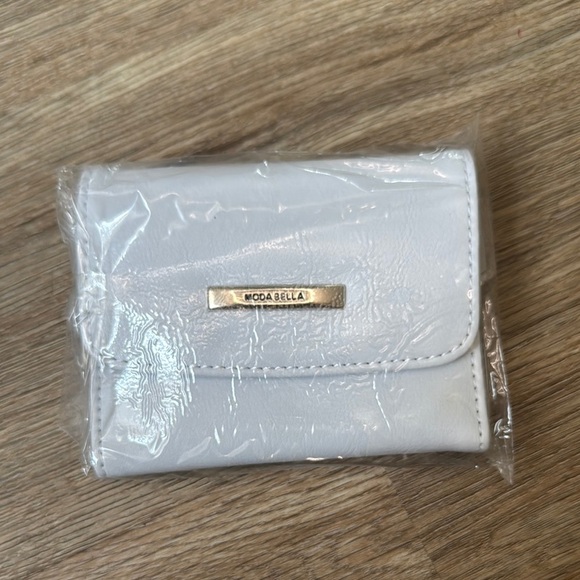 White Women's Modabella Wallet - Picture 6 of 6